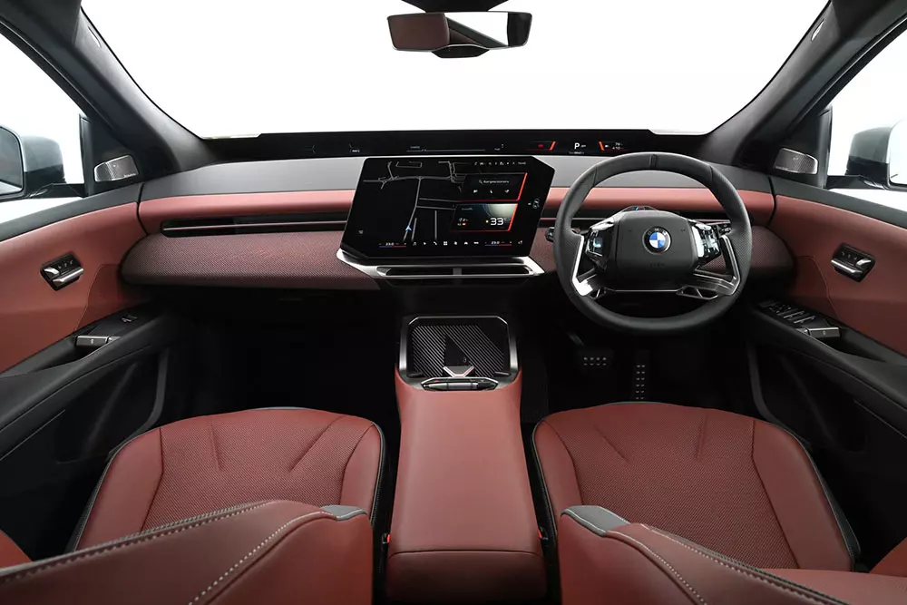 BMW iX3 lần đầu tiên đặt chân đến Đông Nam Á, giá từ 2,95 tỷ đồng - Ảnh 8.