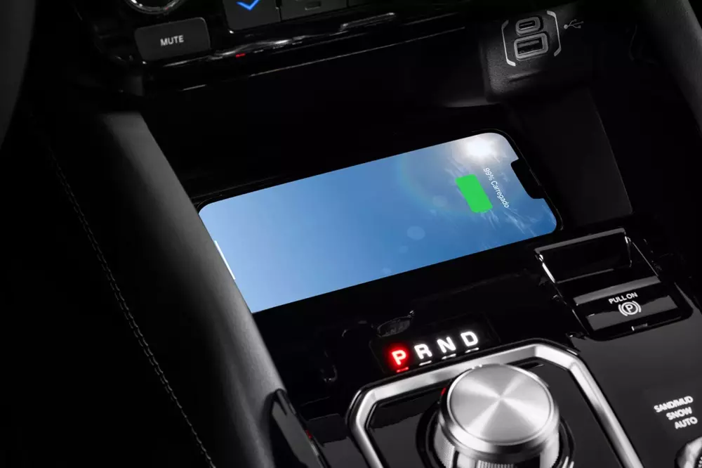 SUV 3 hàng ghế Jeep Commander được nâng cấp, có cả phiên bản bọc thép chống đạn - Ảnh 6.