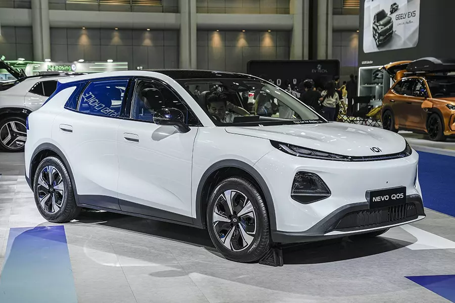 Xe điện giá rẻ Changan Nevo Q05 ra mắt tại Thái Lan, liệu có bán ở Việt Nam? - Ảnh 8.