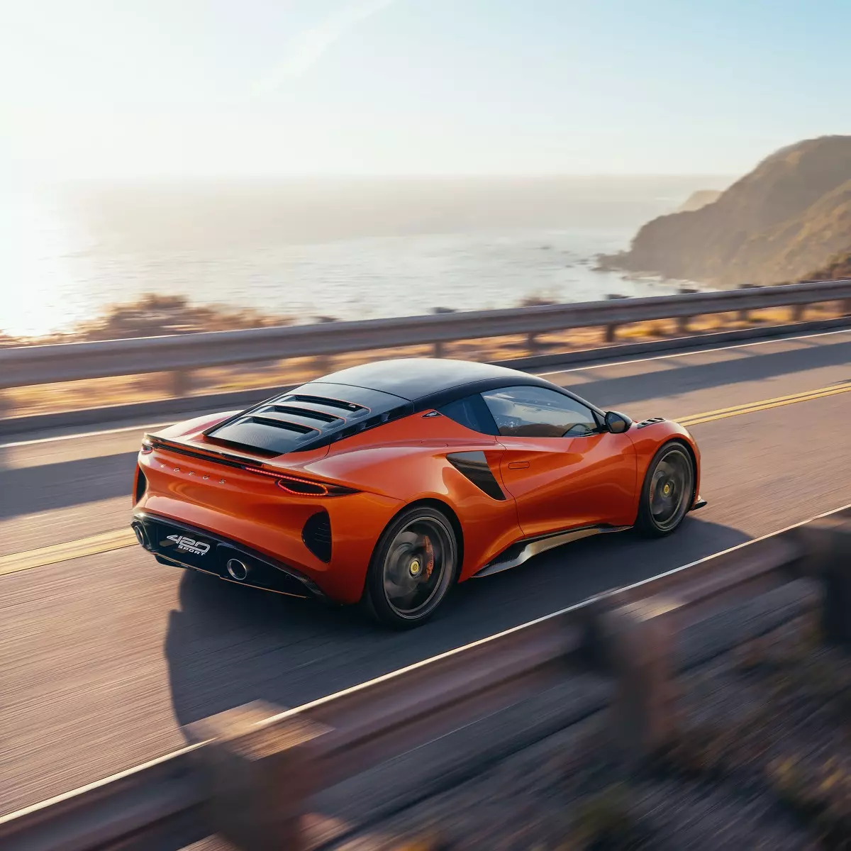 Lotus Emira 420 Sport ra mắt: Mạnh hơn, nhẹ hơn và nhiều tùy chọn hơn - Ảnh 2. Lotus Emira 420 Sport ra mắt: Mạnh hơn, nhẹ hơn và nhiều tùy chọn hơn - Ảnh 2.