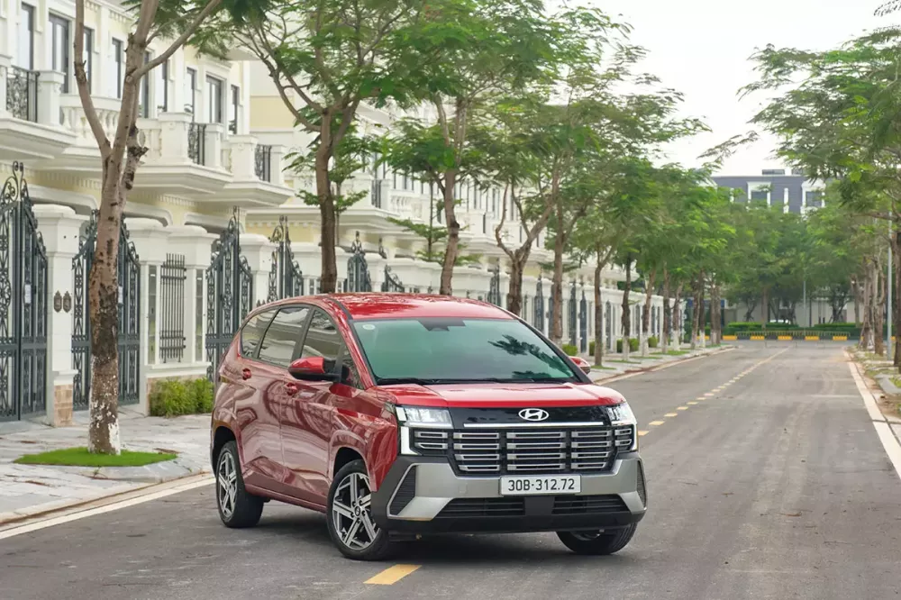 Hyundai Stargazer 2026 tiếp tục được nhập khẩu nguyên chiếc từ Indonesia.