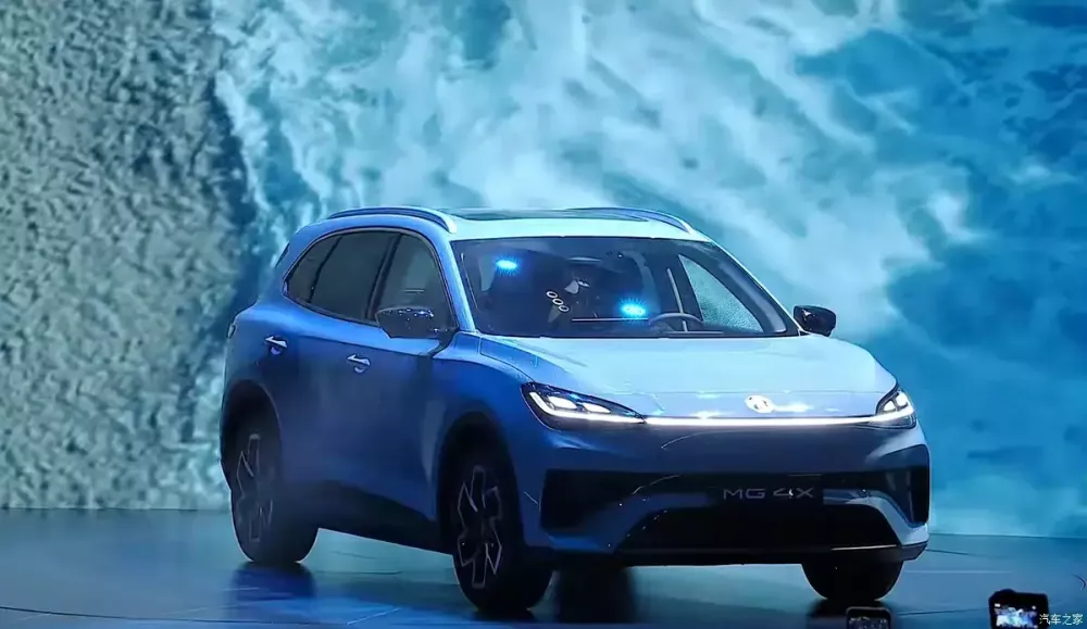 SUV điện MG 4X chính thức ra mắt với giá rẻ SUV điện MG 4X chính thức ra mắt với giá rẻ