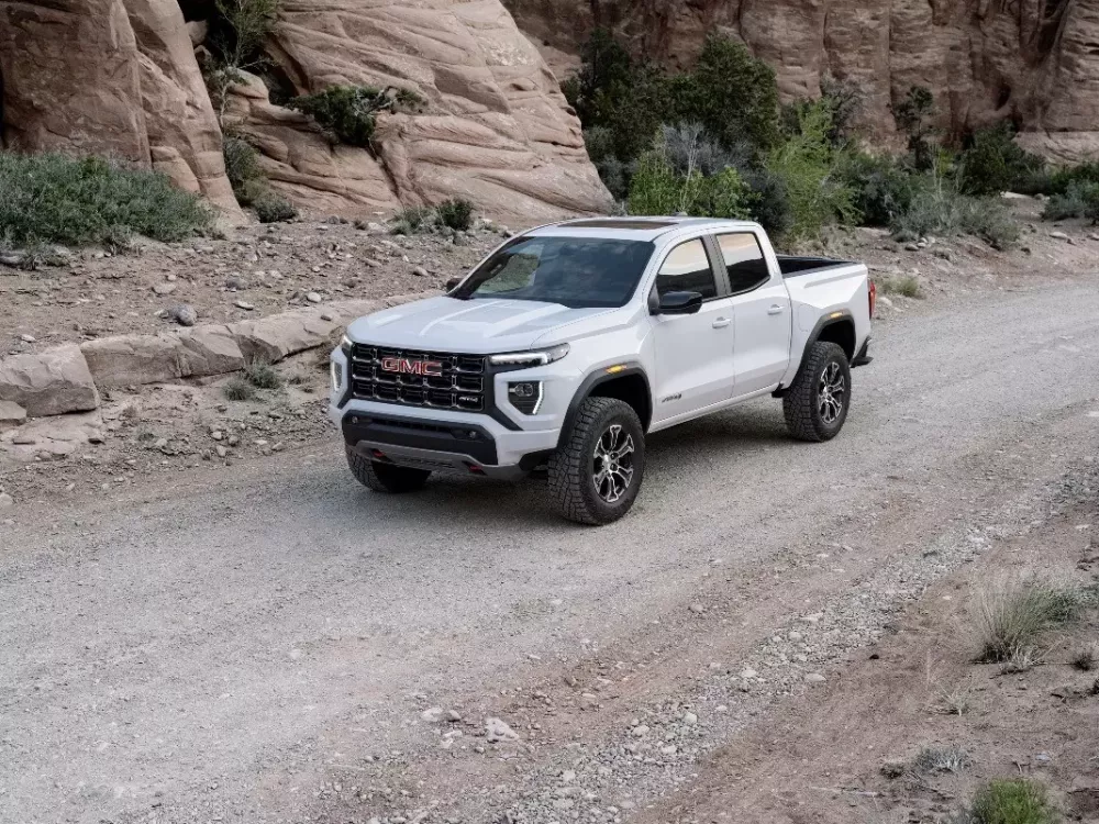 Xe bán tải hạng nặng GMC Canyon AT4X AEV Edition bị triệu hồi- Ảnh 1. Xe bán tải hạng nặng GMC Canyon AT4X AEV Edition bị triệu hồi- Ảnh 1.