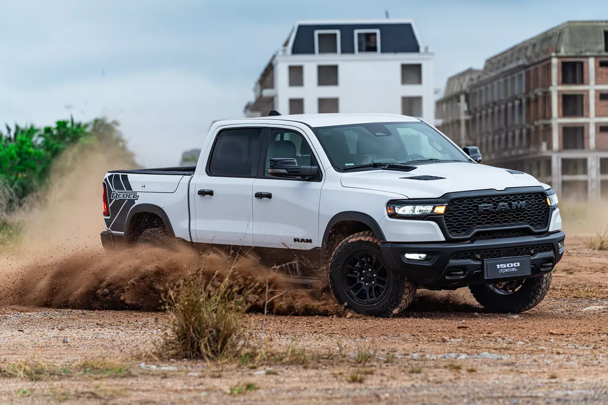Ram 1500 RHO sở hữu khối động cơ Hurricane 3.0L tăng áp kép Ram 1500 RHO sở hữu khối động cơ Hurricane 3.0L tăng áp kép.