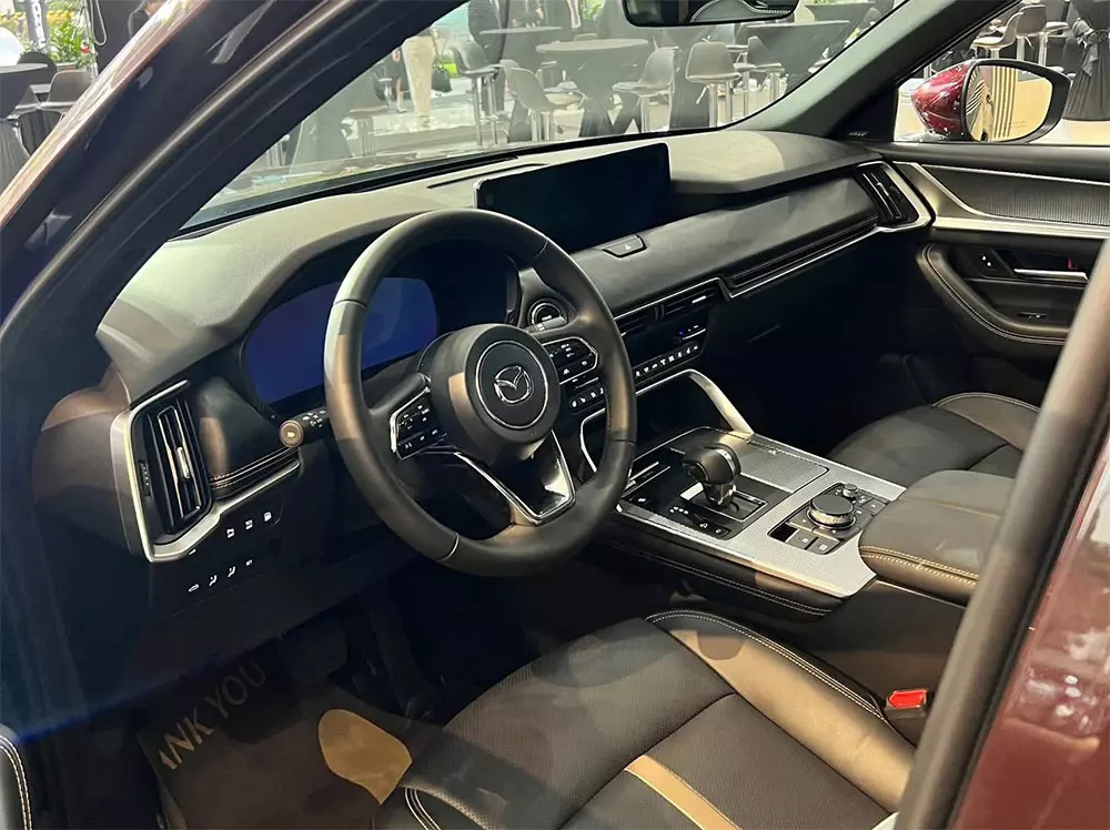 Mazda CX-90 sở hữu nội thất mang phong cách cao cấp Mazda CX-90 sở hữu nội thất mang phong cách cao cấp