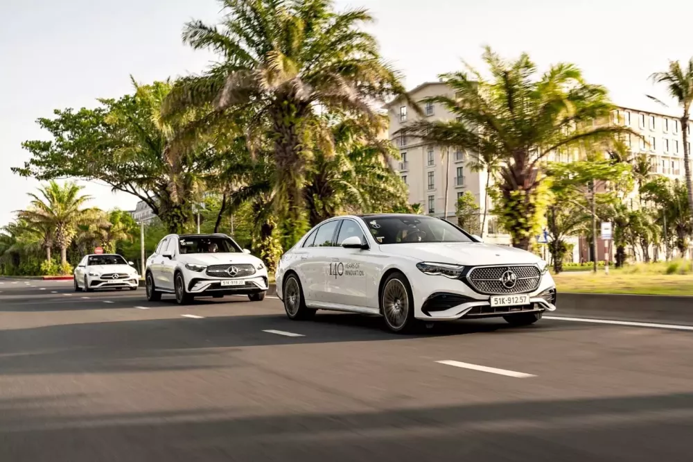 Mercedes-Benz tăng tốc hàng loạt chương trình kỷ niệm 140 năm - Ảnh 1. Mercedes-Benz tăng tốc hàng loạt chương trình kỷ niệm 140 năm - Ảnh 1.