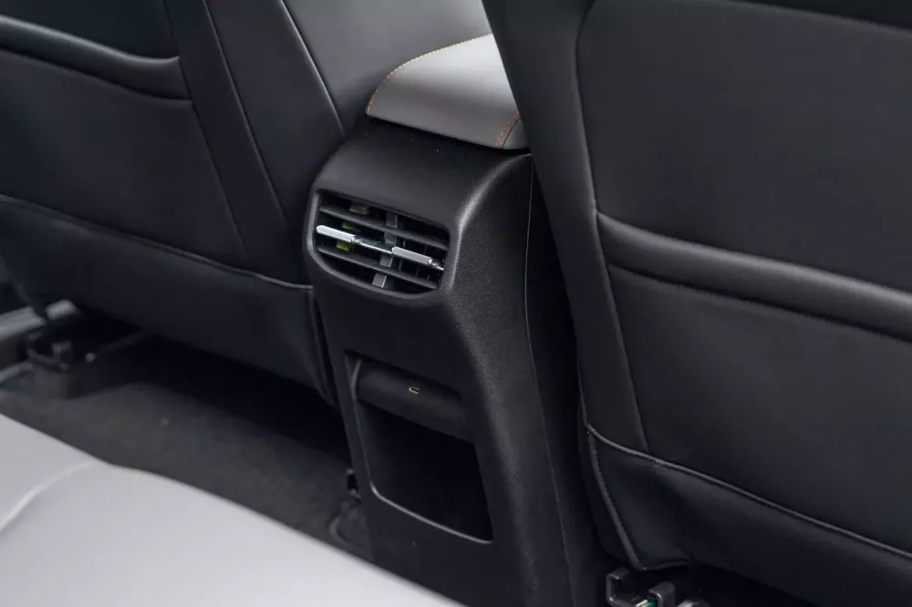 Cửa gió dành cho hàng ghế sau của MG Urban Cửa gió dành cho hàng ghế sau của MG Urban