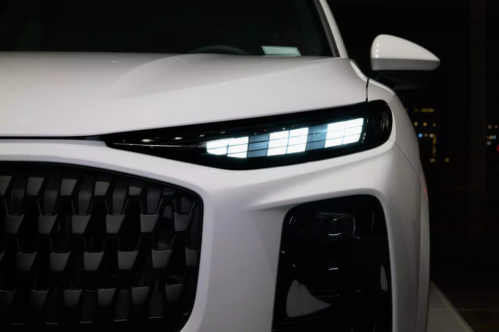 Chi tiết diện mạo mới và nâng cấp công nghệ Audi Q3 2026 hơn 2 tỷ đồng tại Việt Nam - Ảnh 3. Chi tiết diện mạo mới và nâng cấp công nghệ Audi Q3 2026 hơn 2 tỷ đồng tại Việt Nam - Ảnh 3.