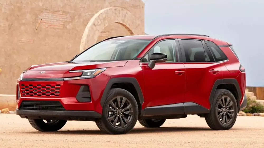 Mẫu SUV cỡ C này của Toyota bán chạy đến mức đại lý phải tính lượng xe tồn kho theo giờ