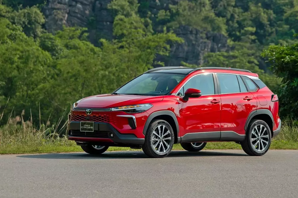 doanh-so-suv-co-b-thang-6-2026-toyota-corolla-cros-ee40 Toyota Corolla Cross