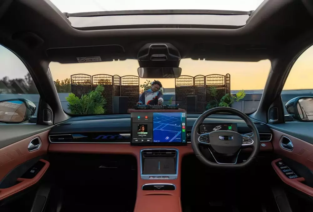 Khoang lái của Geely Coolray 2026