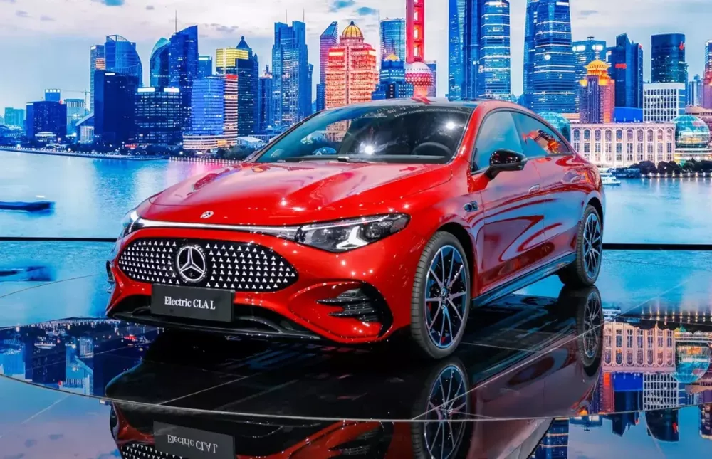 Phiên bản kéo dài của Mercedes-Benz CLA sắp bán tại Việt Nam bị tạm dừng sản xuất vì doanh số thấp - Ảnh 1.