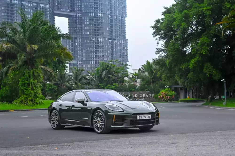 porsche-panamera-9-93ac