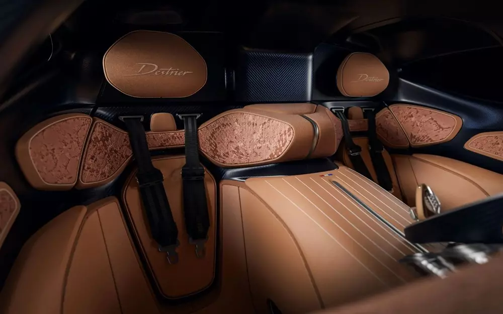 bugatti-destrier-8-d806 Bugatti Destrier chỉ được trang bị nội thất 2 chỗ ngồi