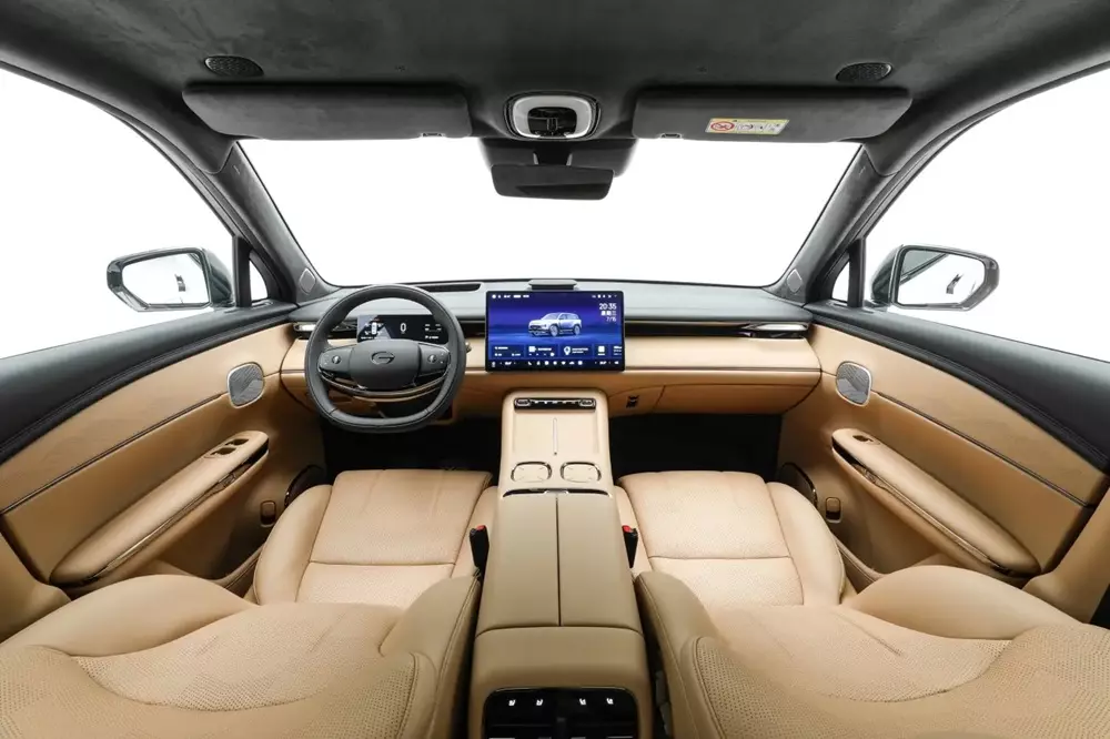 gac-s7-9-7d96 Khoang lái của GAC S7