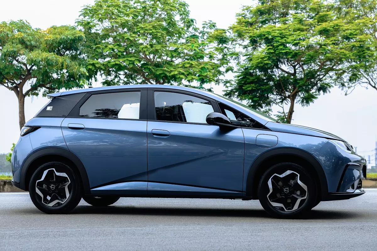 Review BYD Dolphin - chiếc xe điện nhỏ mà "có võ" giữa lòng đô thị - Ảnh 8.