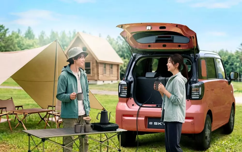 suzuki-e-sky-2-c3ba Xe điện mới của Suzuki có thể di chuyển 310 km với bộ pin cực nhỏ - Ảnh 7.