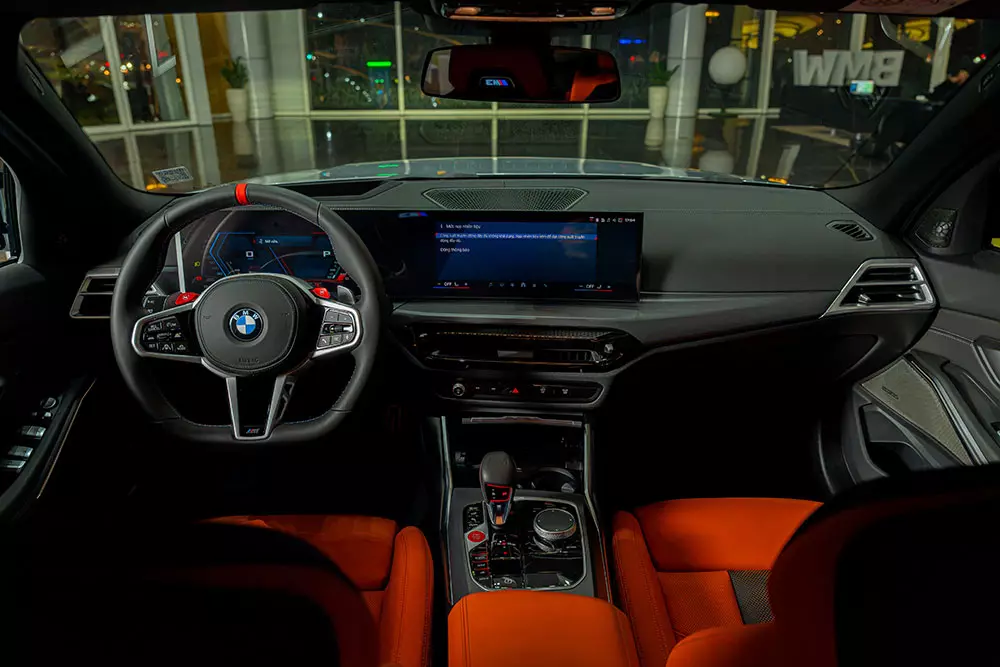 bmw-m3-touring-ef1c Khoang lái bên trong BMW M3 Touring