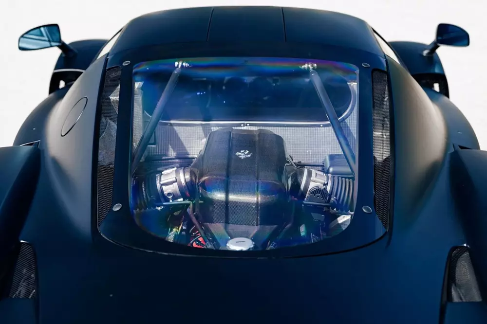 ferrari-enzo-5-35e0 Chiếc Ferrari Enzo sơn đen nhám duy nhất trên thế giới từng thuộc sở hữu của Hoàng gia Brunei - Ảnh 4.