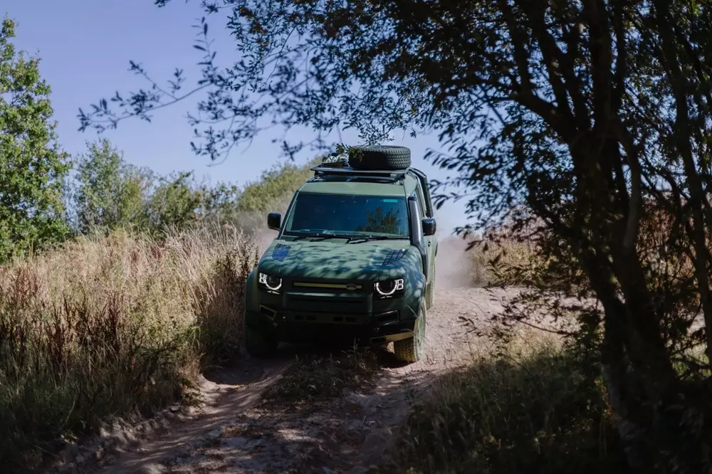 Land Rover Defender Wolf Series II sẽ có nhiều biến thể