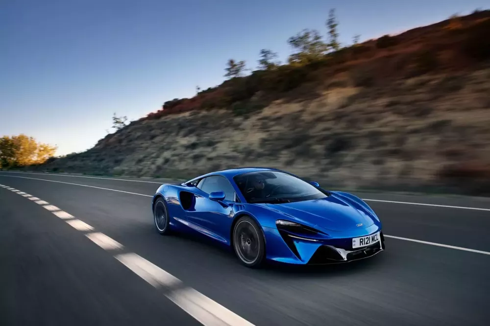 Loạt siêu xe McLaren tăng giá tại Việt Nam, cao nhất lên tới hơn 6 tỷ đồng