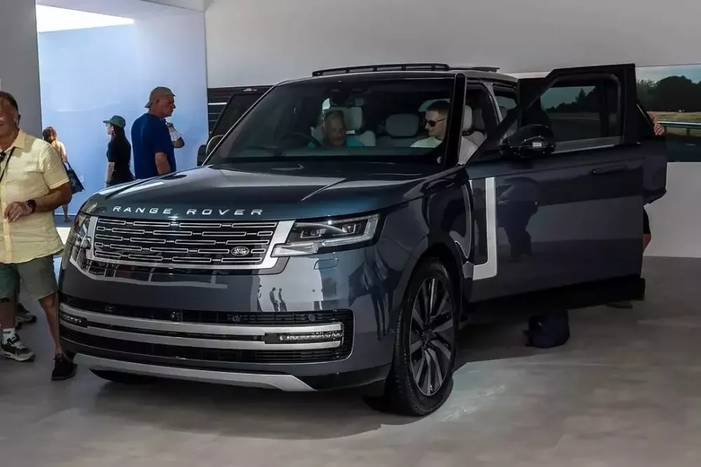 SUV điện hạng sang Range Rover Electric chính thức trình làng