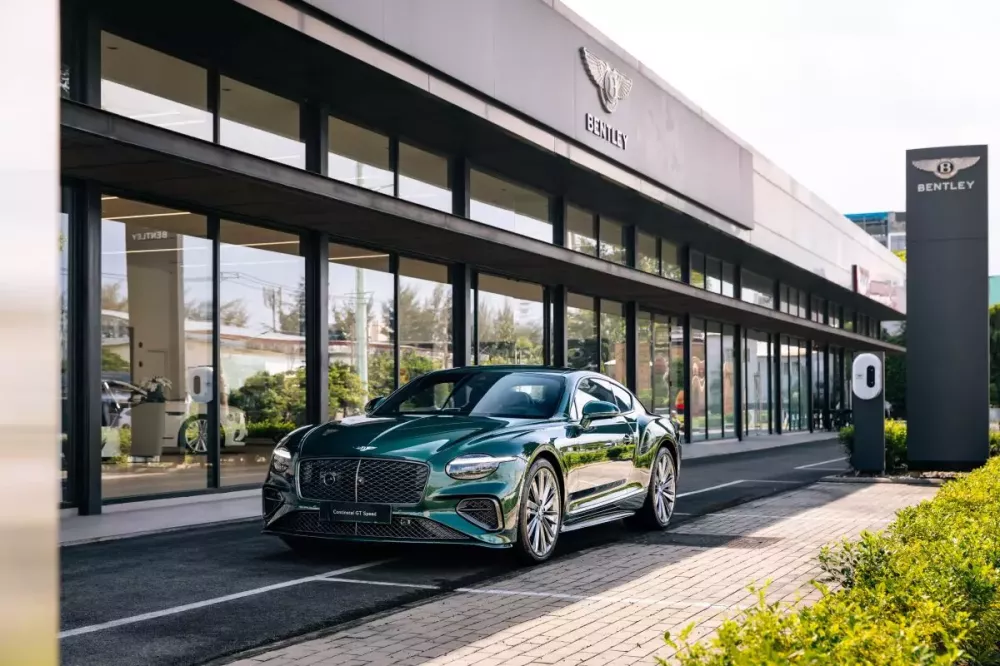 showroom-bentley-ho-chi-minh-26fa Bentley Việt Nam về chung nhà với Audi và JLR Việt Nam- Ảnh 1.