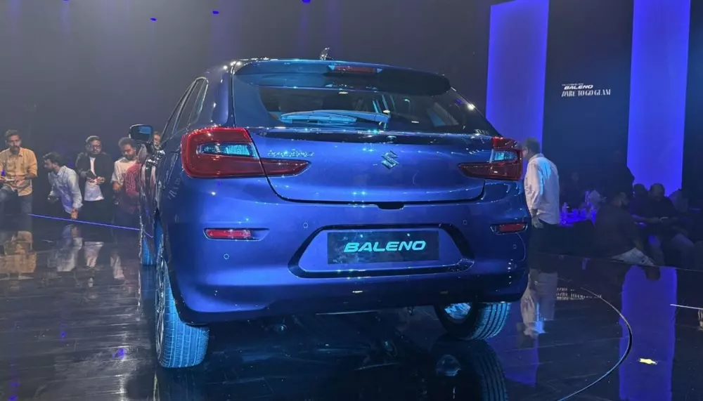 suzuki-baleno-2027-4-ea38 Suzuki Baleno 2027 trình làng với thiết kế và trang bị nâng cấp, động cơ mới tiết kiệm hơn - Ảnh 4.