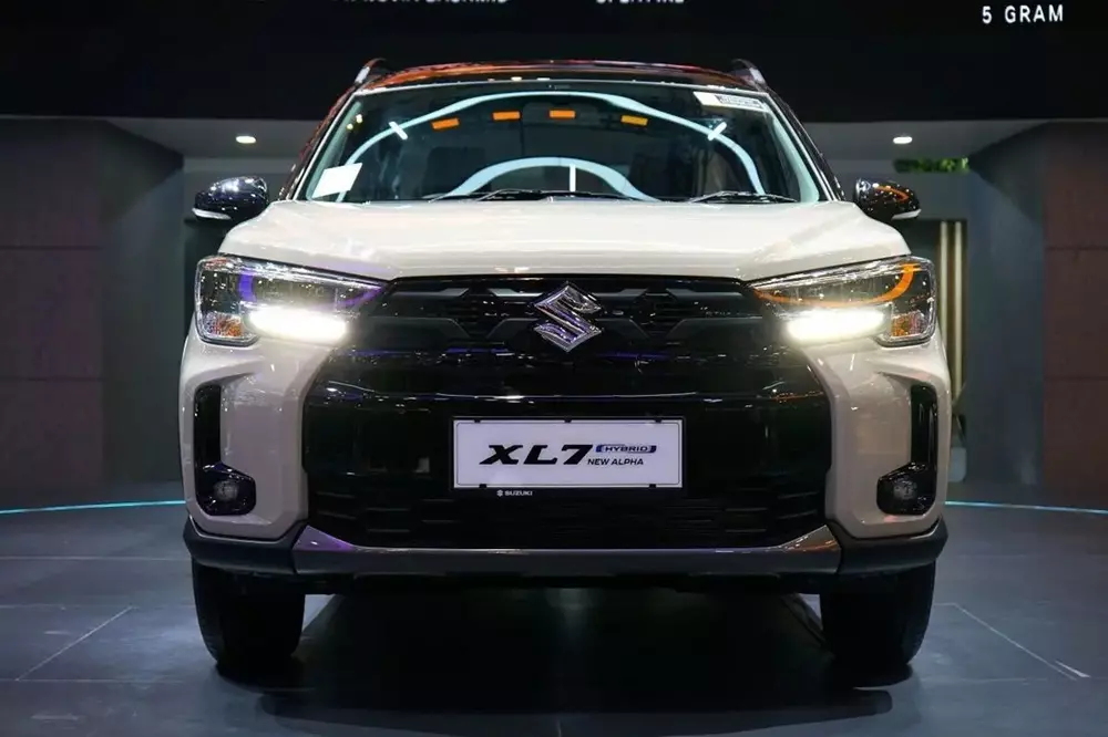 suzuki-xl7-6-8a59 Thêm dấu hiệu cho thấy Suzuki XL7 đời mới sắp được bán ở Việt Nam - Ảnh 4.