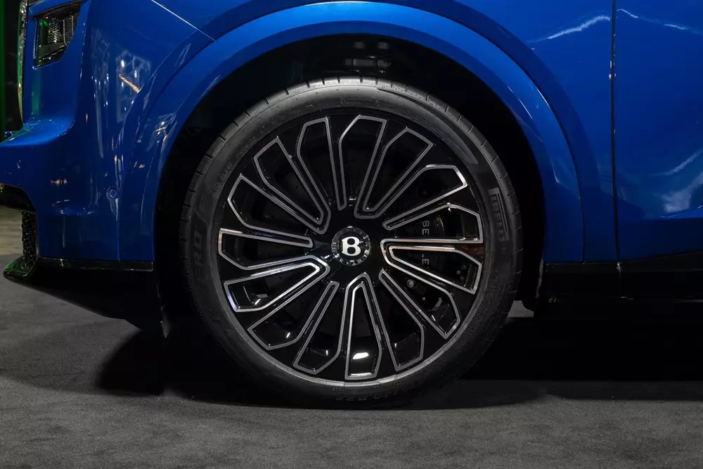Bentley Torcal có thể dùng mâm 21 inch hoặc 22 inch