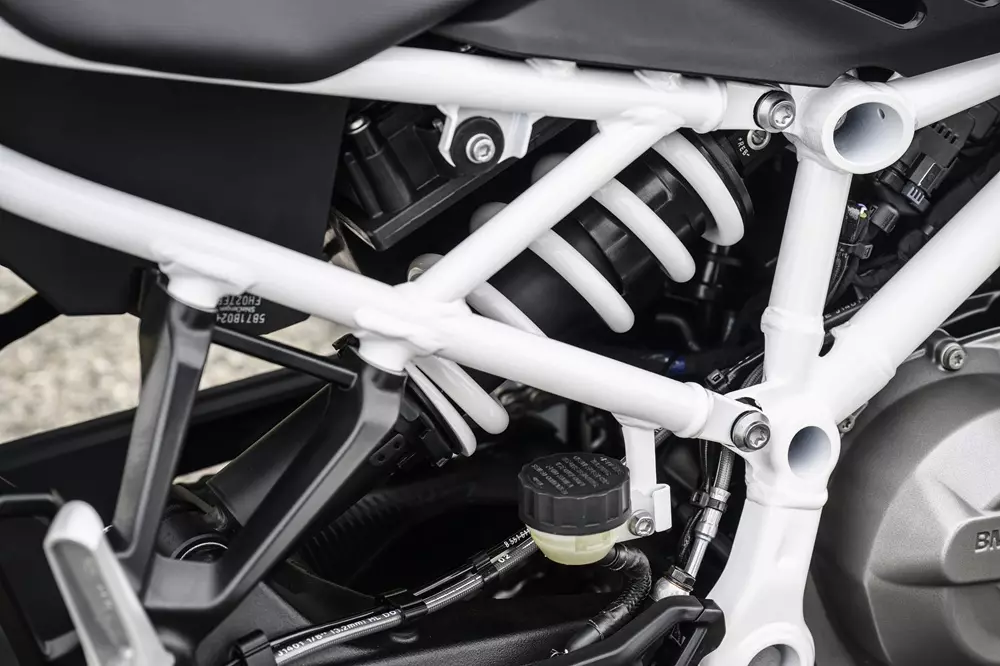 Vén màn BMW F 450 R - xe naked bike thể thao dành cho đường phố mới - Ảnh 3.