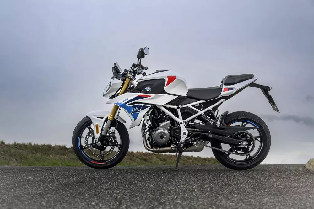 Vén màn BMW F 450 R - xe naked bike thể thao dành cho đường phố mới - Ảnh 2.