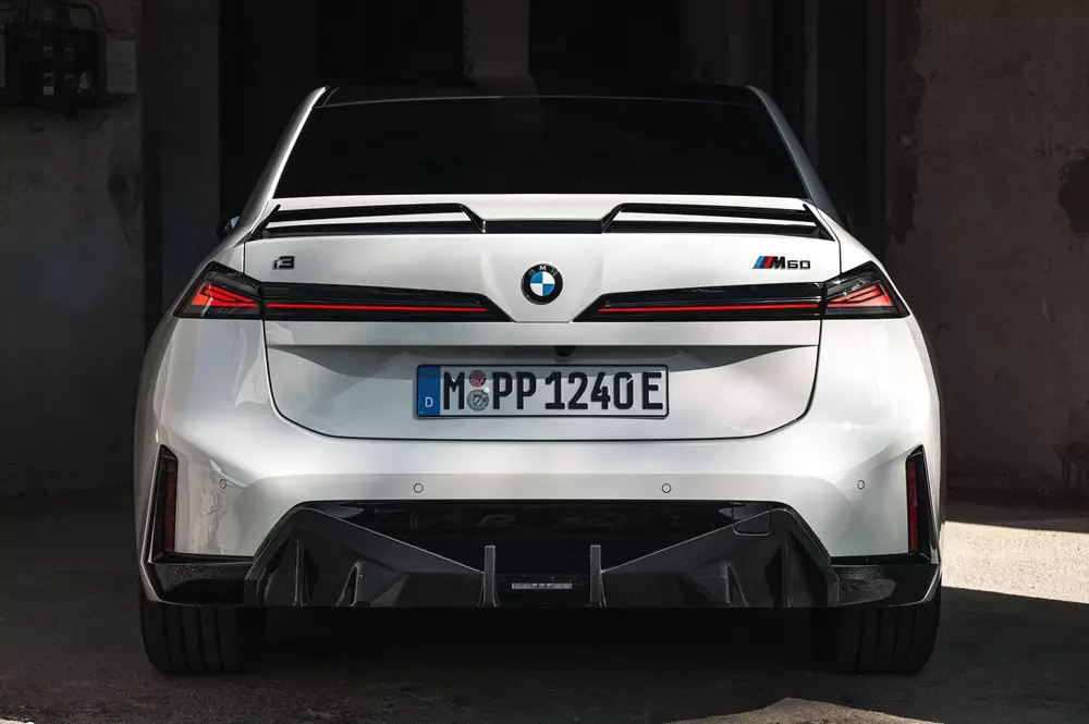 bmw-i3-m60-2027-4-70bd Xe điện hạng sang BMW i3 được bổ sung phiên bản hiệu suất cao M60 mới - Ảnh 6.