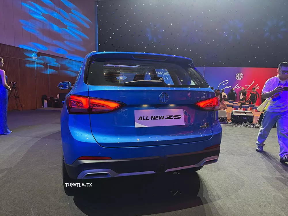 mg-zs-2027-2-0436 MG ZS thế hệ mới chính thức được giới thiệu tại Việt Nam, giá cao hơn đời cũ - Ảnh 2.